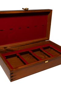 Allestimenti pannelli in legno sagomati e rivestiti